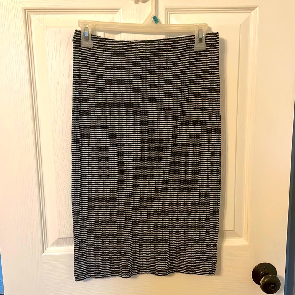 Express size small stretchy pencil skirt